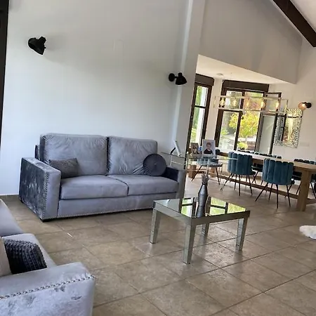 호텔 Very With Large Garden And Private Pool